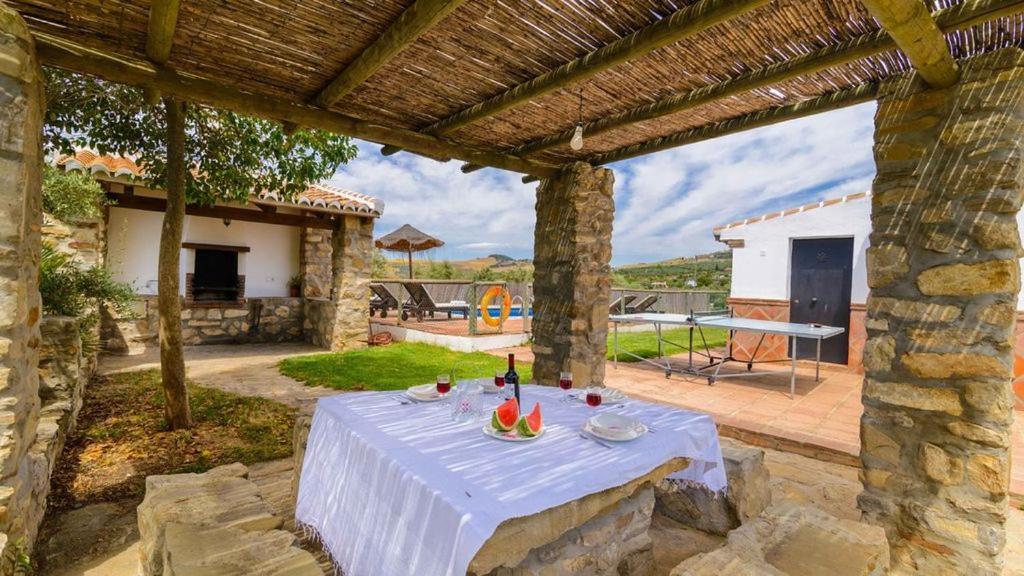 Casa Rural El Guindo Malaga Exterior photo